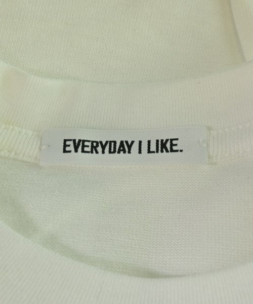EVERYDAY I LIKE เสื้อยืด/เสื้อท็อปส์