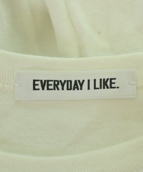 EVERYDAY I LIKE เสื้อยืด/เสื้อท็อปส์