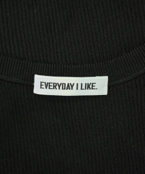 EVERYDAY I LIKE เสื้อแขนกุด