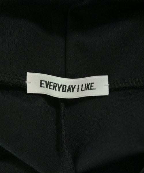 EVERYDAY I LIKE กางเกง อื่น