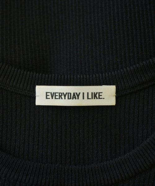 EVERYDAY I LIKE เสื้อแขนกุด
