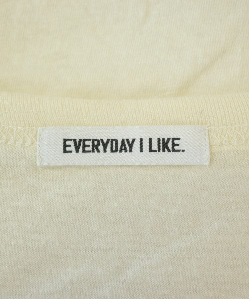 EVERYDAY I LIKE เสื้อยืด/เสื้อท็อปส์