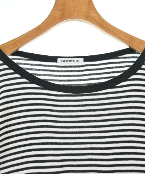 EVERYDAY I LIKE เสื้อยืด/เสื้อท็อปส์