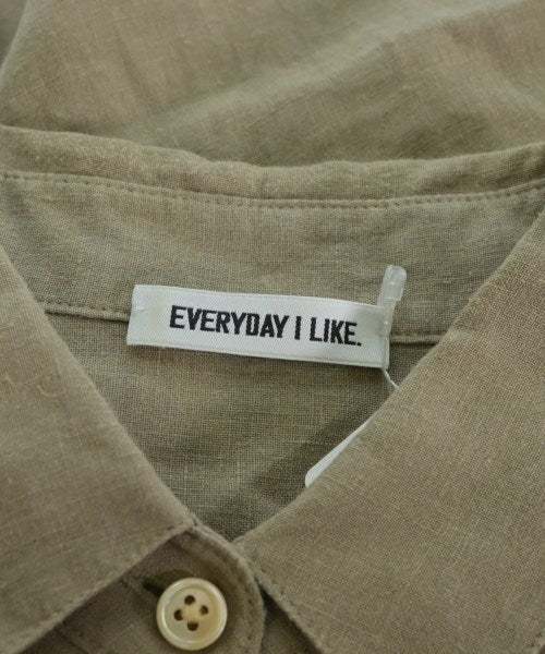 EVERYDAY I LIKE เสื้อลำลอง