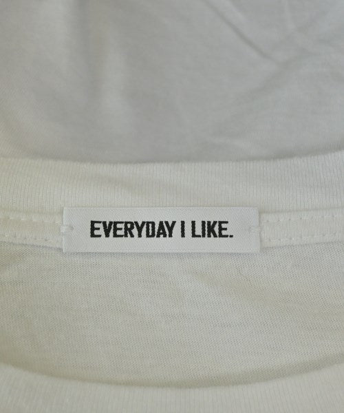 EVERYDAY I LIKE เสื้อยืด/เสื้อท็อปส์