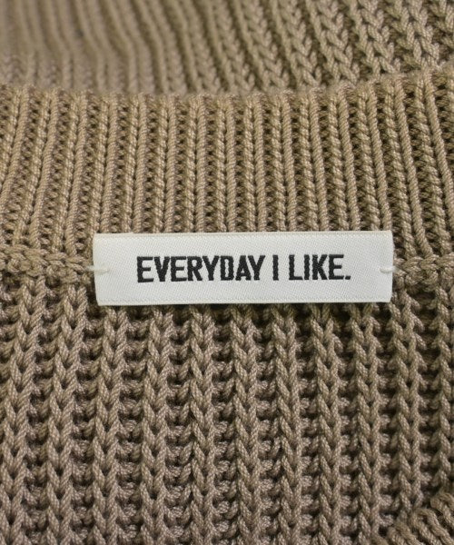 EVERYDAY I LIKE เสื้อกั๊ก