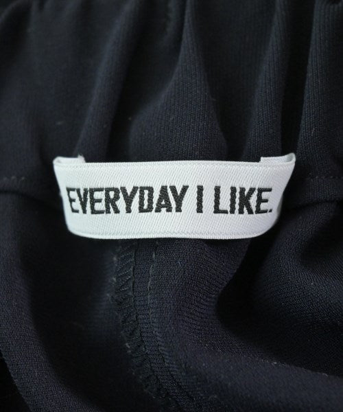 EVERYDAY I LIKE กางเกง อื่น