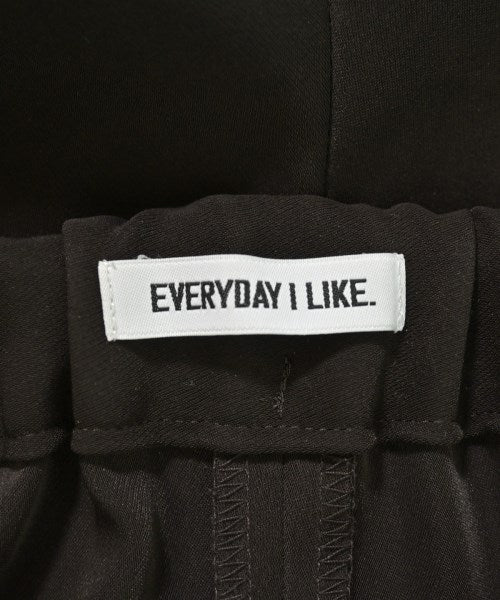 EVERYDAY I LIKE กางเกง อื่น