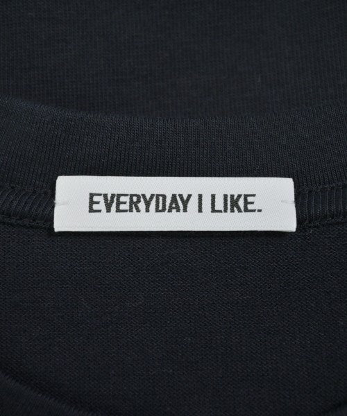 EVERYDAY I LIKE เสื้อยืด/เสื้อท็อปส์