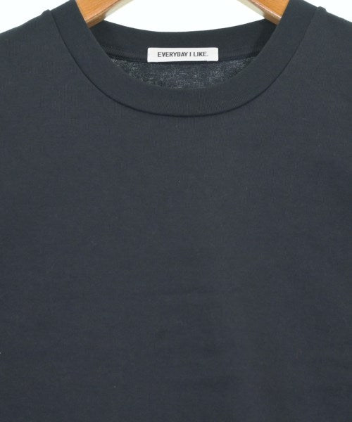 EVERYDAY I LIKE เสื้อยืด/เสื้อท็อปส์
