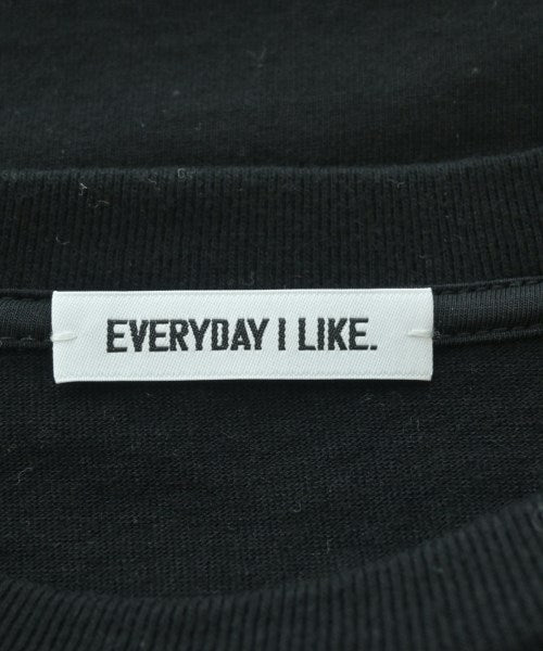 EVERYDAY I LIKE เสื้อยืด/เสื้อท็อปส์