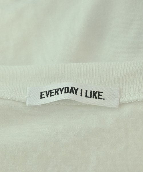 EVERYDAY I LIKE เสื้อยืด/เสื้อท็อปส์