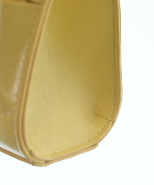 FIND KAPOOR กระเป๋าสะพาย