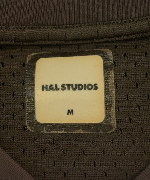 HAL STUDIOS เสื้อยืด/เสื้อท็อปส์