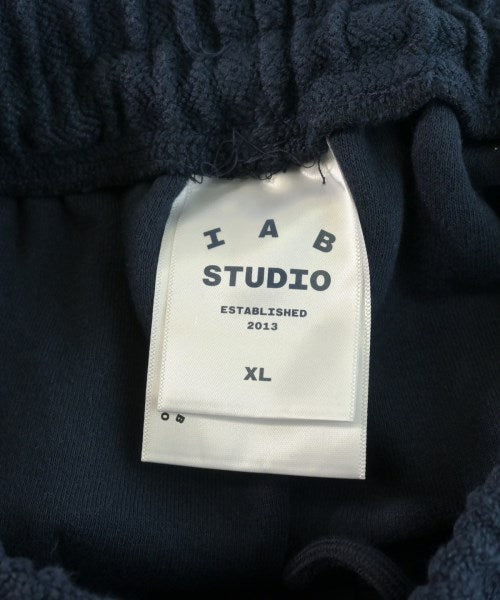 IAB STUDIO กางเกงขาสั้น