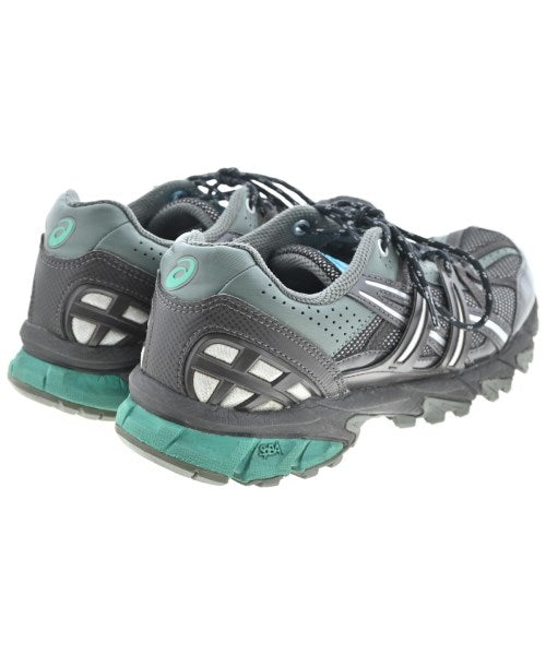 Matin Kim รองเท้าผ้าใบ