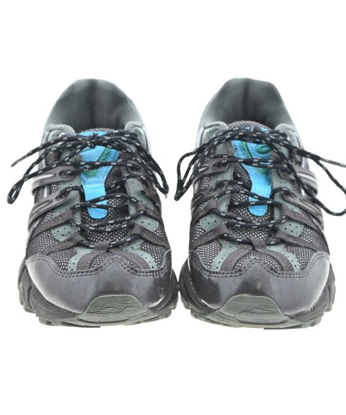 Matin Kim รองเท้าผ้าใบ