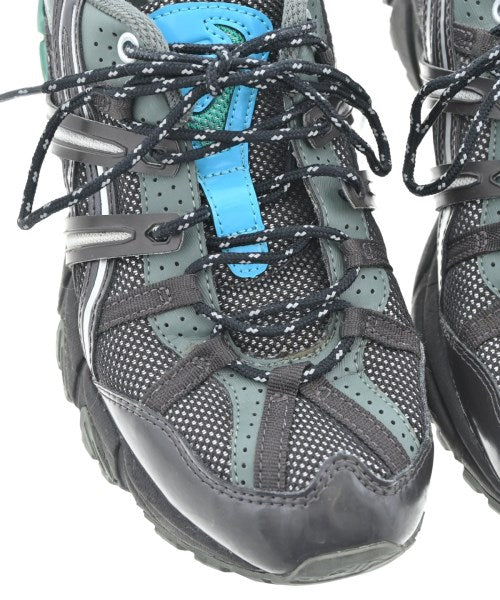 Matin Kim รองเท้าผ้าใบ