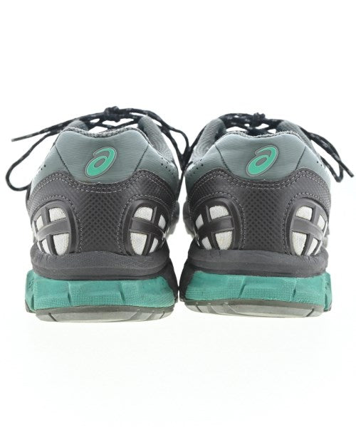 Matin Kim รองเท้าผ้าใบ