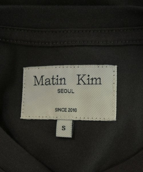 Matin Kim เสื้อยืด/เสื้อท็อปส์