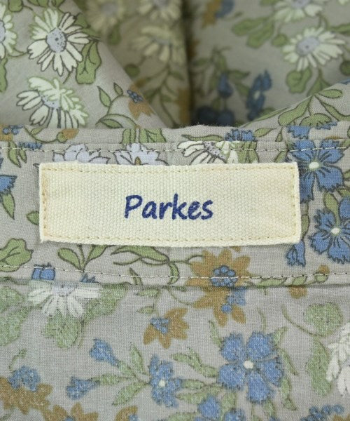 Parkes เสื้อสตรี