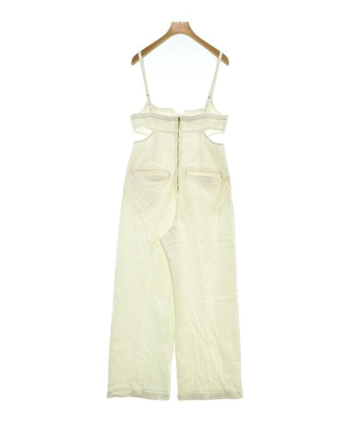 Q.anos ชุดเดรส