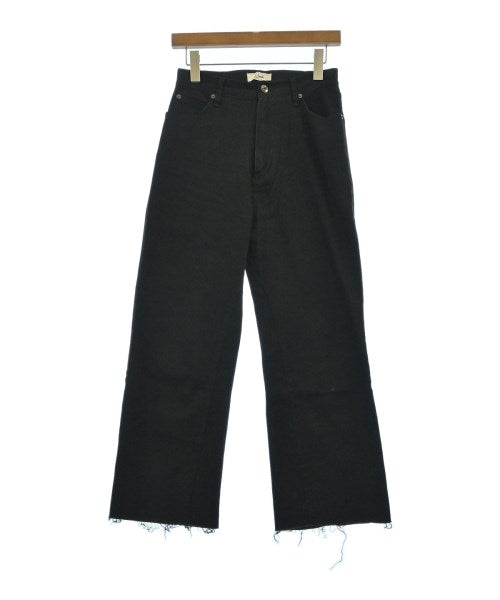 Q.anos กางเกง อื่น