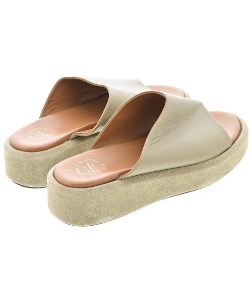 ALL TOMORROW'S PARTIES รองเท้าแตะ