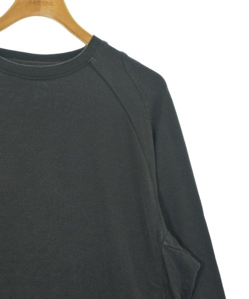 Antwort เสื้อยืด/เสื้อท็อปส์