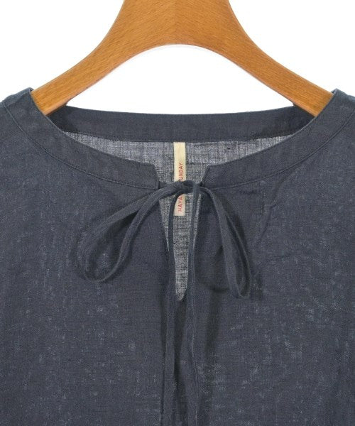 HAYAMA SUNDAY เสื้อสตรี