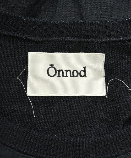 Onnod เสื้อสเวตเตอร์