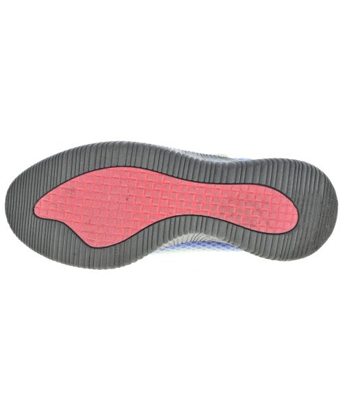 OUTLAND รองเท้าผ้าใบ