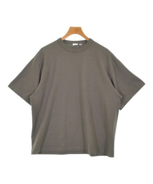 TOUGHER เสื้อยืด/เสื้อท็อปส์