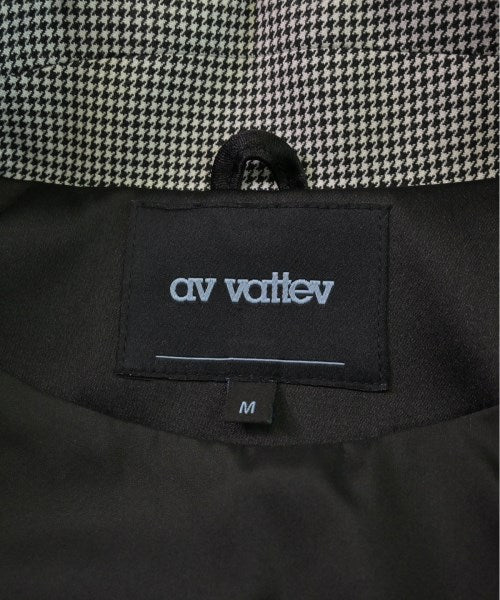 av vattev แจ็คเก็ตเบลาส์ อื่น
