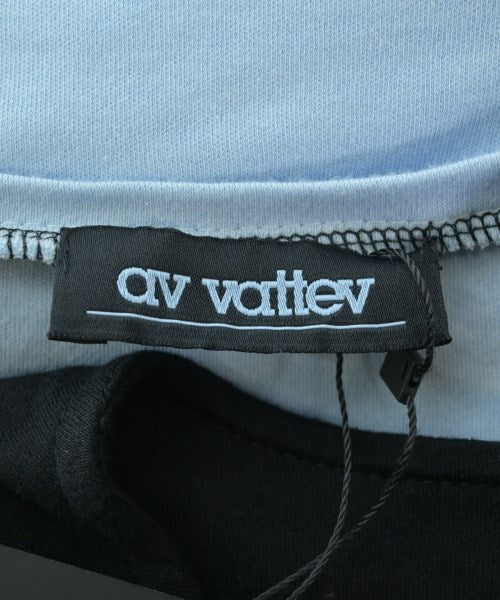 av vattev เสื้อยืด/เสื้อท็อปส์