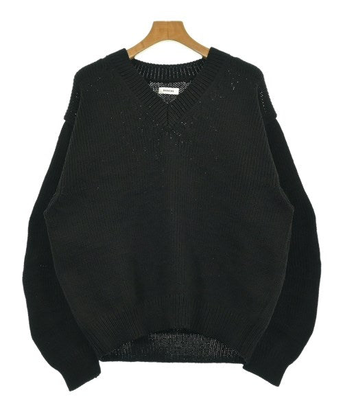 BASICKS เสื้อกันหนาว