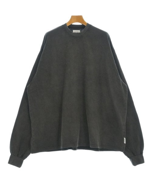 BASICKS เสื้อยืด/เสื้อท็อปส์