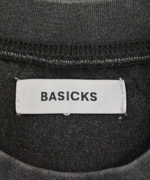 BASICKS เสื้อยืด/เสื้อท็อปส์