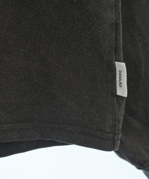BASICKS เสื้อยืด/เสื้อท็อปส์
