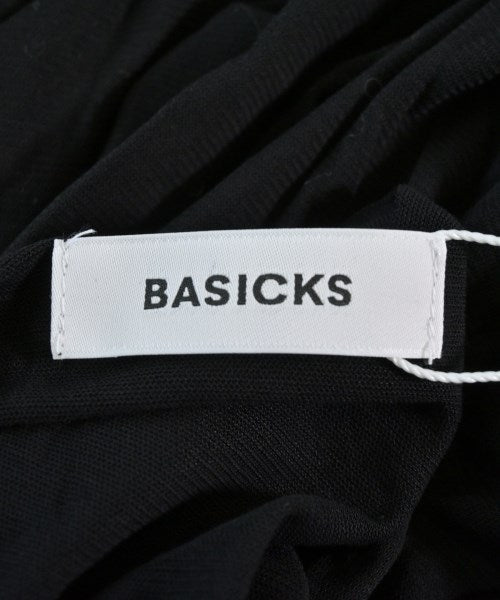 BASICKS เสื้อยืด/เสื้อท็อปส์