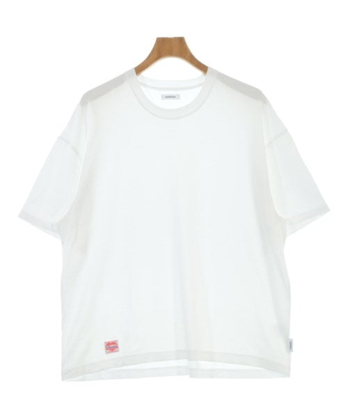 BASICKS เสื้อยืด/เสื้อท็อปส์