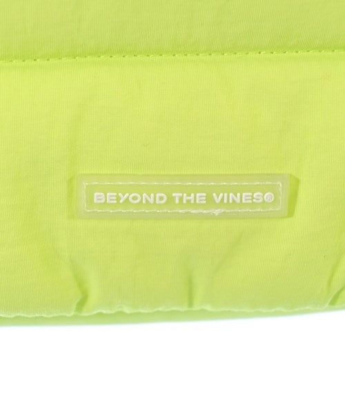 Beyond The Vines กระเป๋าสะพาย