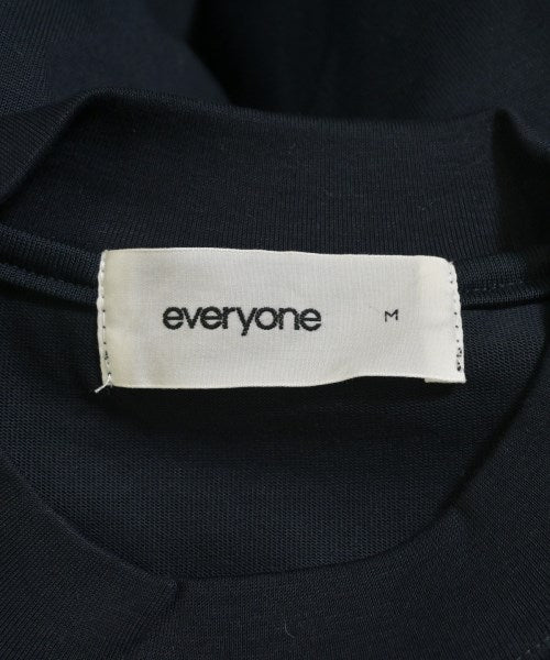 everyone เสื้อยืด/เสื้อท็อปส์