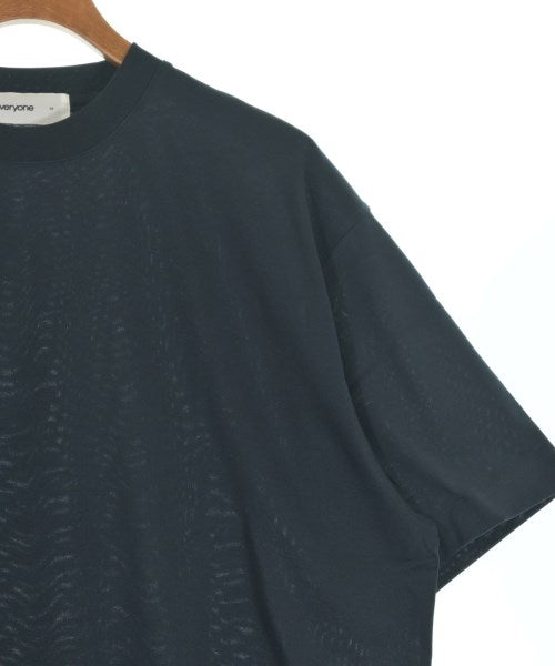 everyone เสื้อยืด/เสื้อท็อปส์