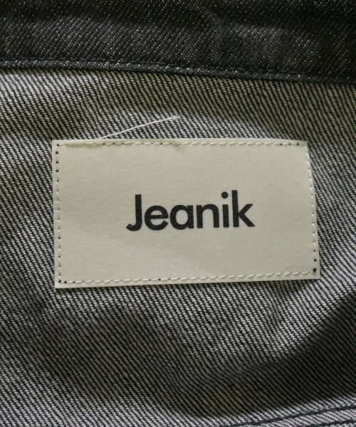 Jeanik แจ็คเก็ตยีนส์