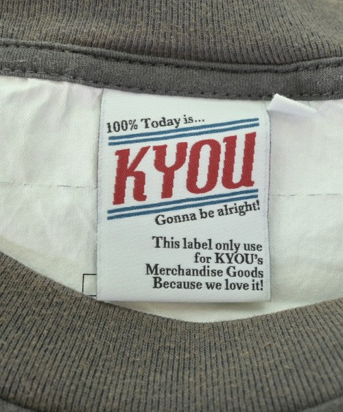 KYOU เสื้อยืด/เสื้อท็อปส์