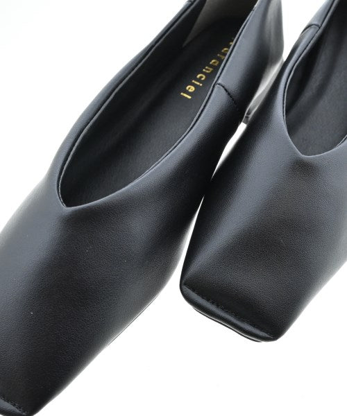 quaranciel รองเท้า อื่น