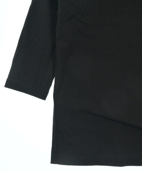 quaranciel เสื้อยืด/เสื้อท็อปส์