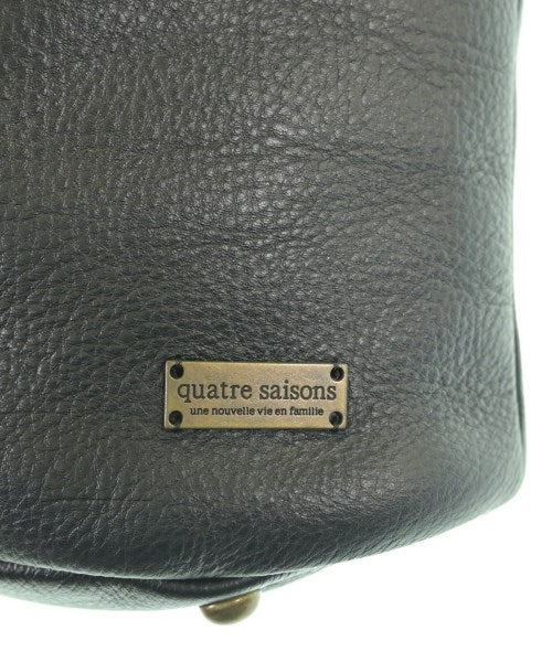 quatre saisons กระเป๋าสะพาย