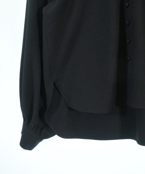 SOUAIRE เสื้อลำลอง